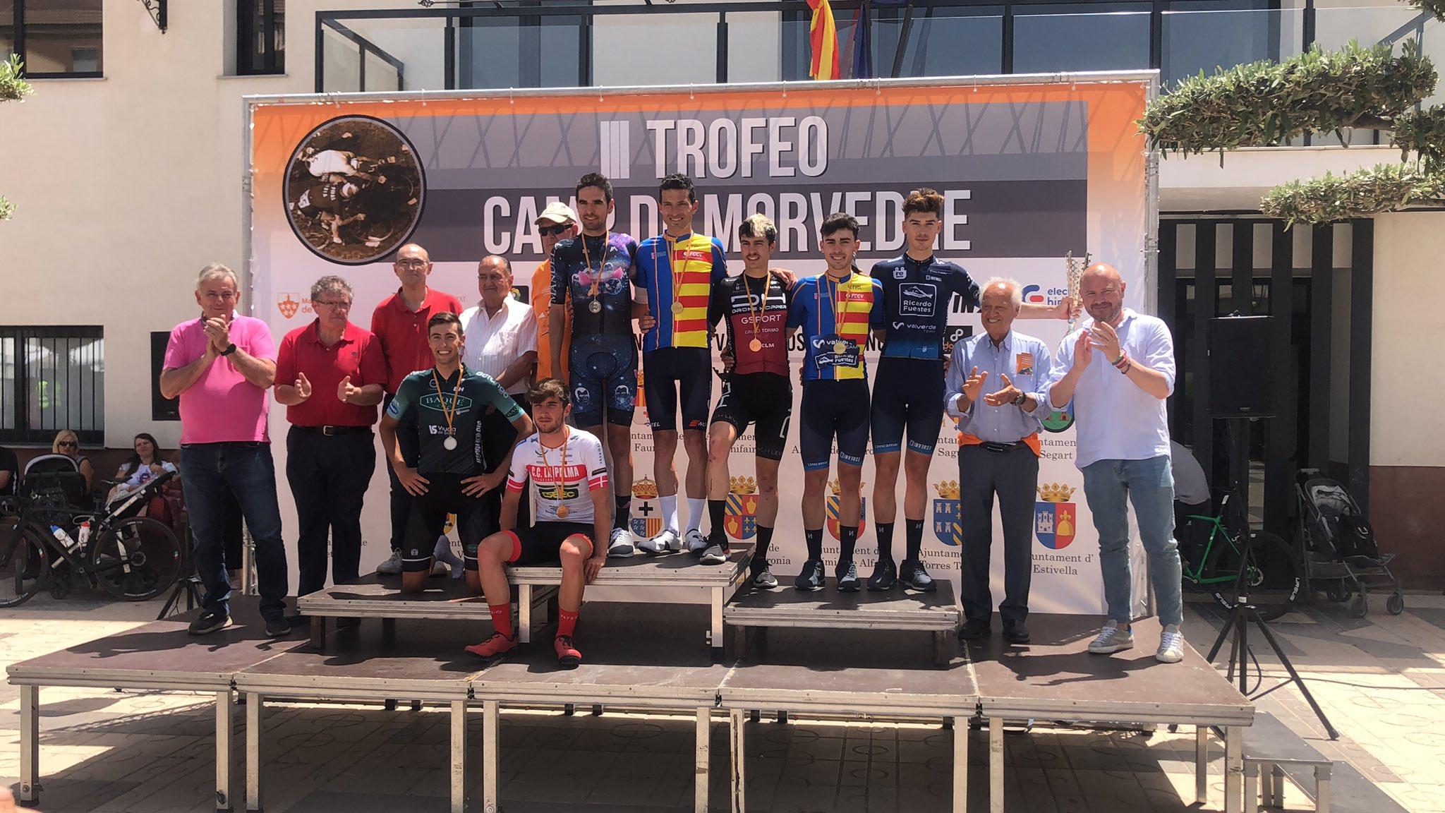 Romaric Forques (Telco´m On Clima Oses) se lleva el trofeo Camp de Morvedres