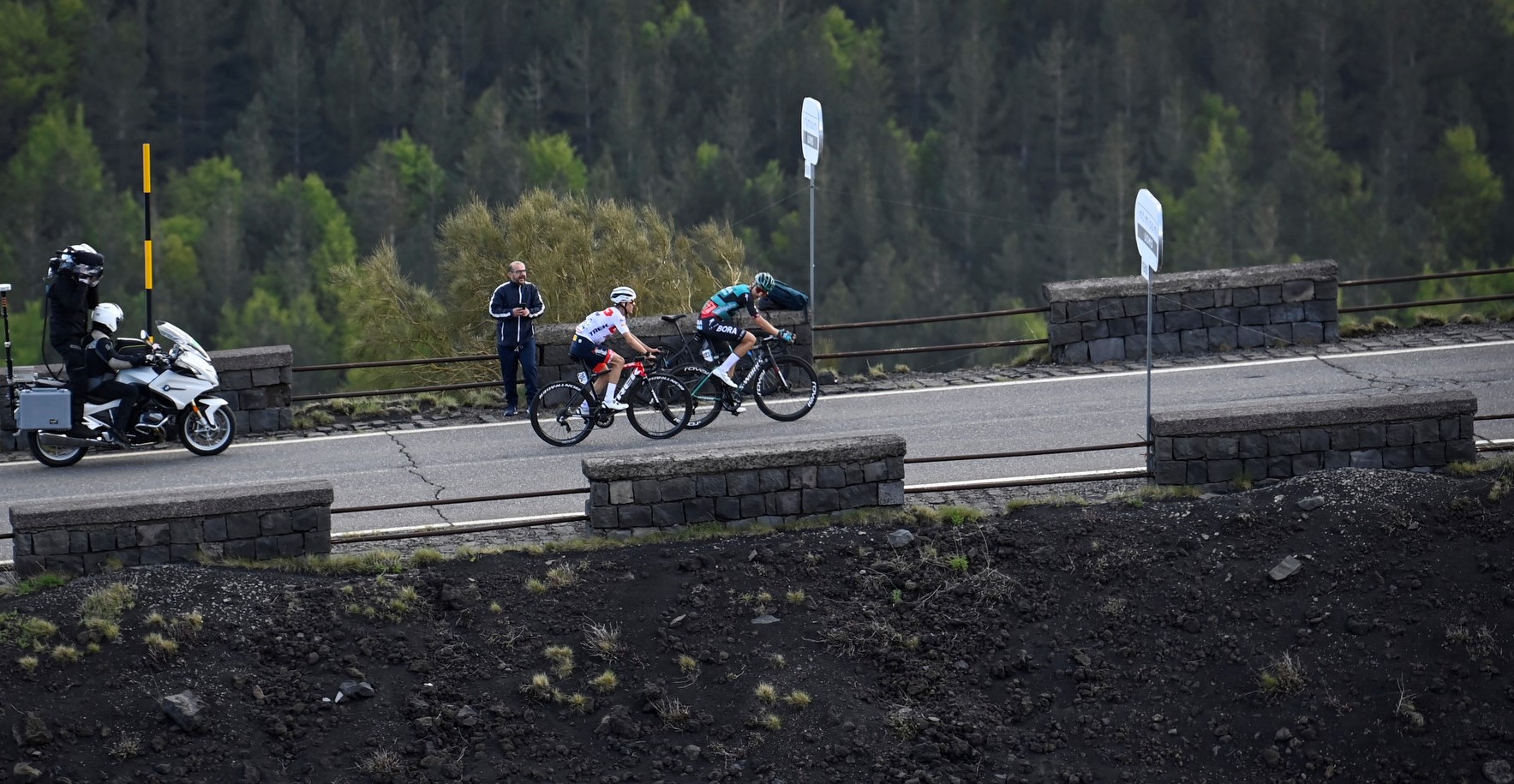 Giro d'Italia 2022 - edizione 105 - Tappa 4 - Da Avola a Etna/Nicolosi (Rifugio Sapienza)