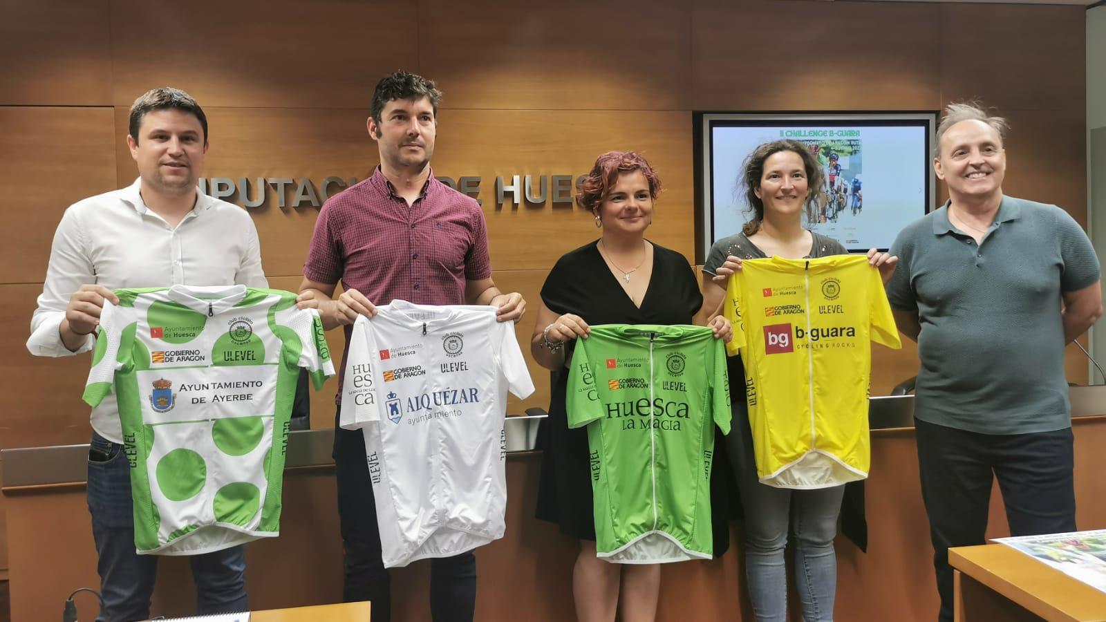 Imagen del acto de presentación de la II Challenge B-Guara 2022 (Foto: @c_c_oscense)