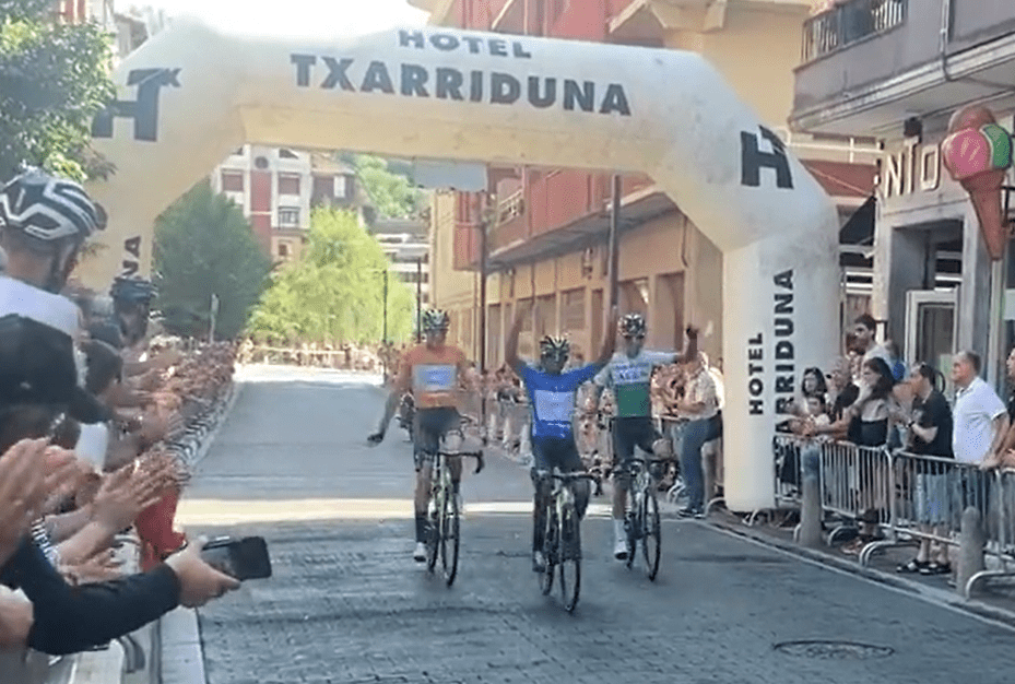 Mulu-Balderstone-Pablo-García-Caja-Rural-Triplete-Elgoibar