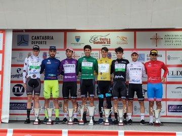 Podium final de la Vuelta a Cantabria 2022 (Foto: Fabio López-Ciclismo El Pelotón)