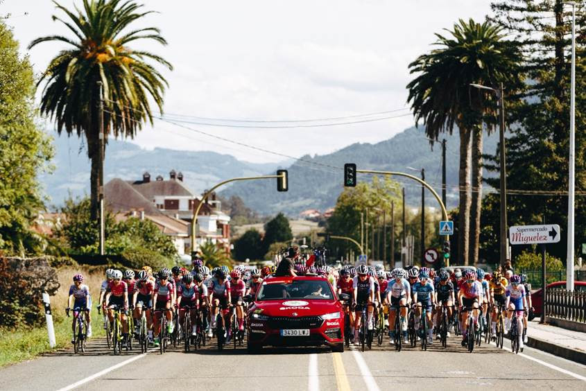 vuelta femenina 2023