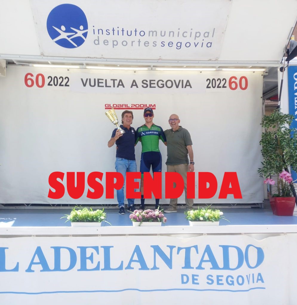 Eric Fagundez en pódio con Perico Delgado