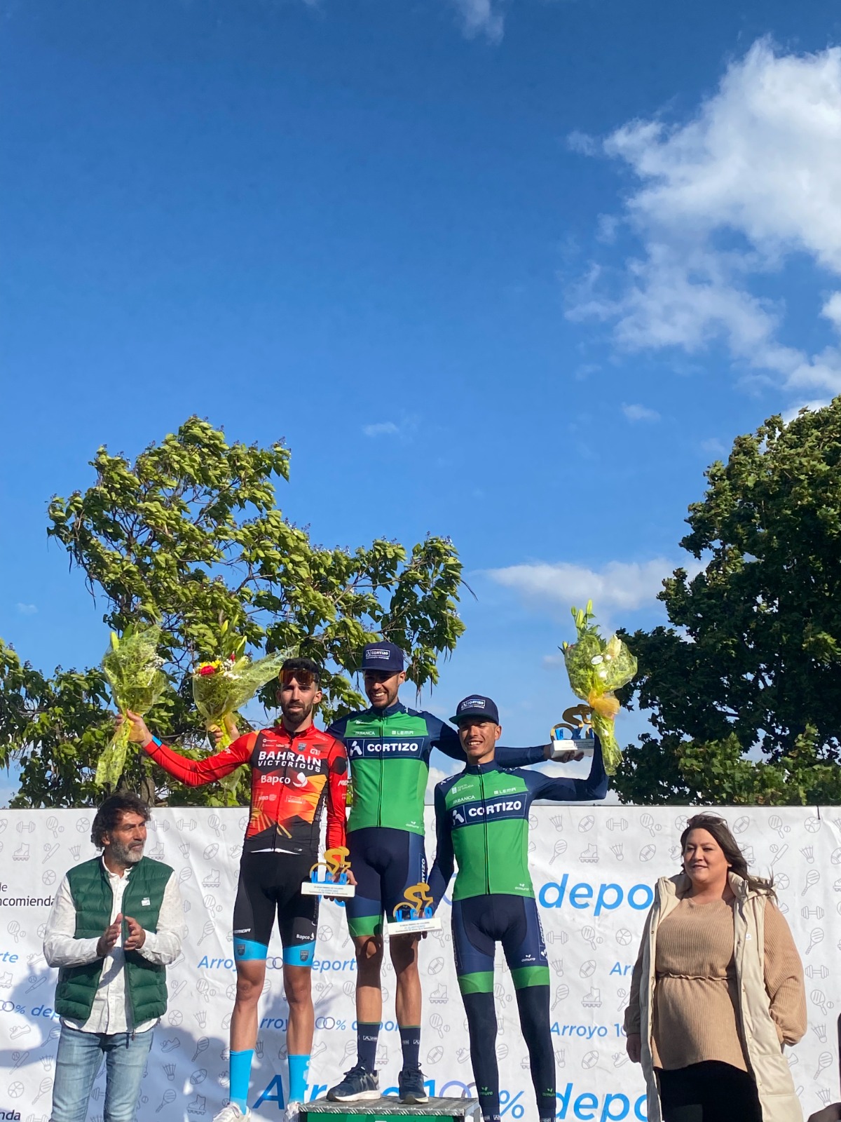 El Pelotón Exhibición de Carlos Gutiérrez (Cortizo) en Arroyo de la Encomienda Pódium GP Arroyo de la Encomienda