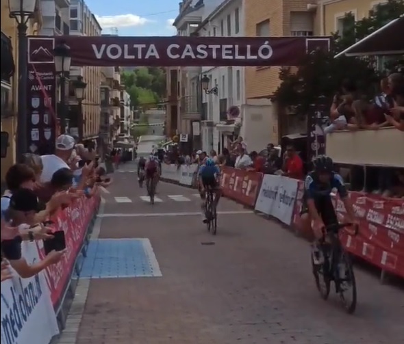 Abel Rosado se lleva la segunda etapa de la Volta a Castelló 2023