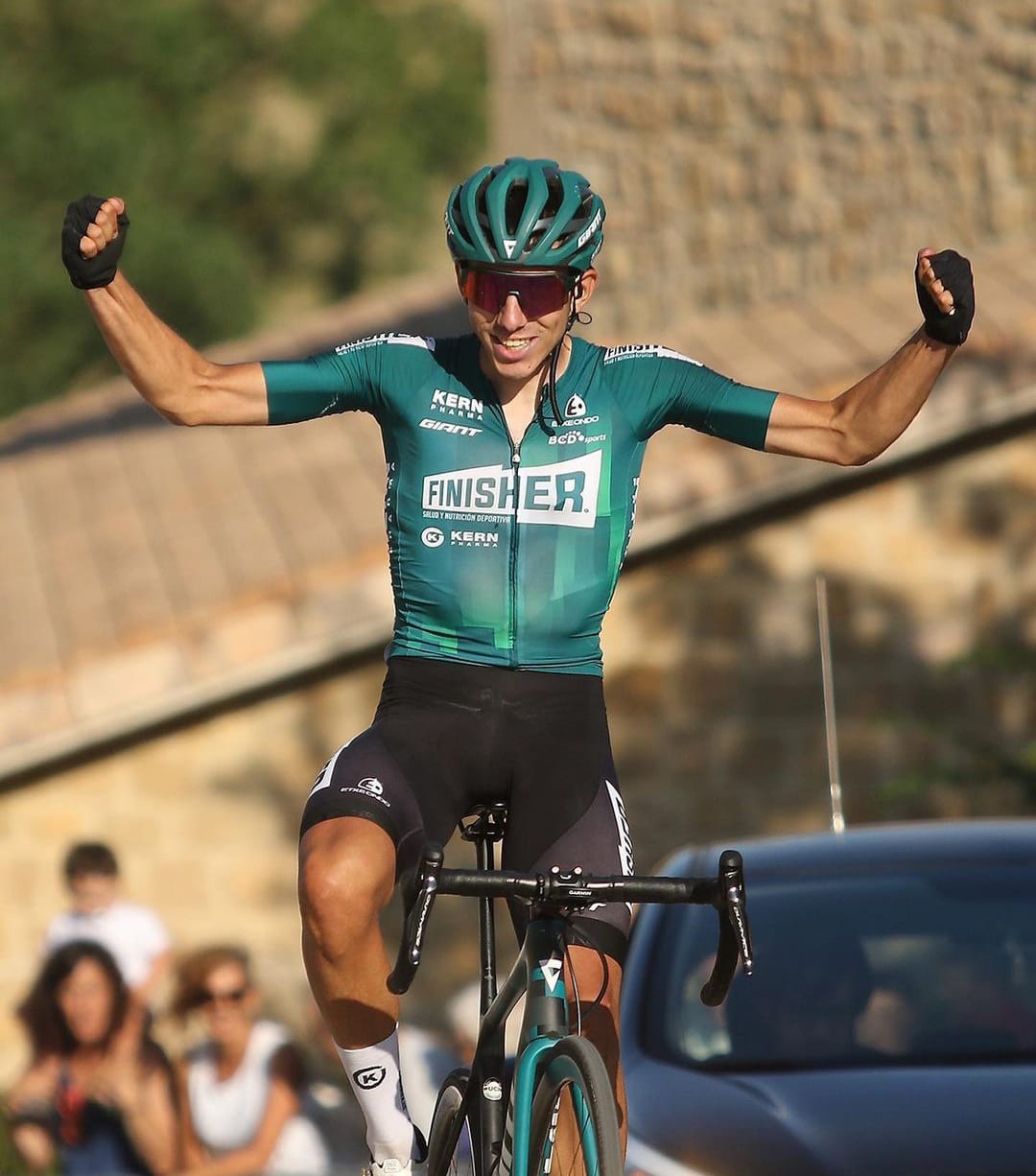 Diego Uriarte, vencedor en Villatuerta (Foto: Equipo Finisher)