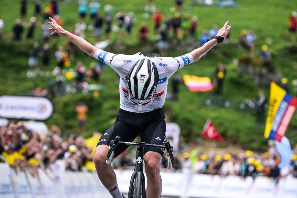 Pogačar celebra la victoria en la sexta etapa. Imagen: Tour de Francia