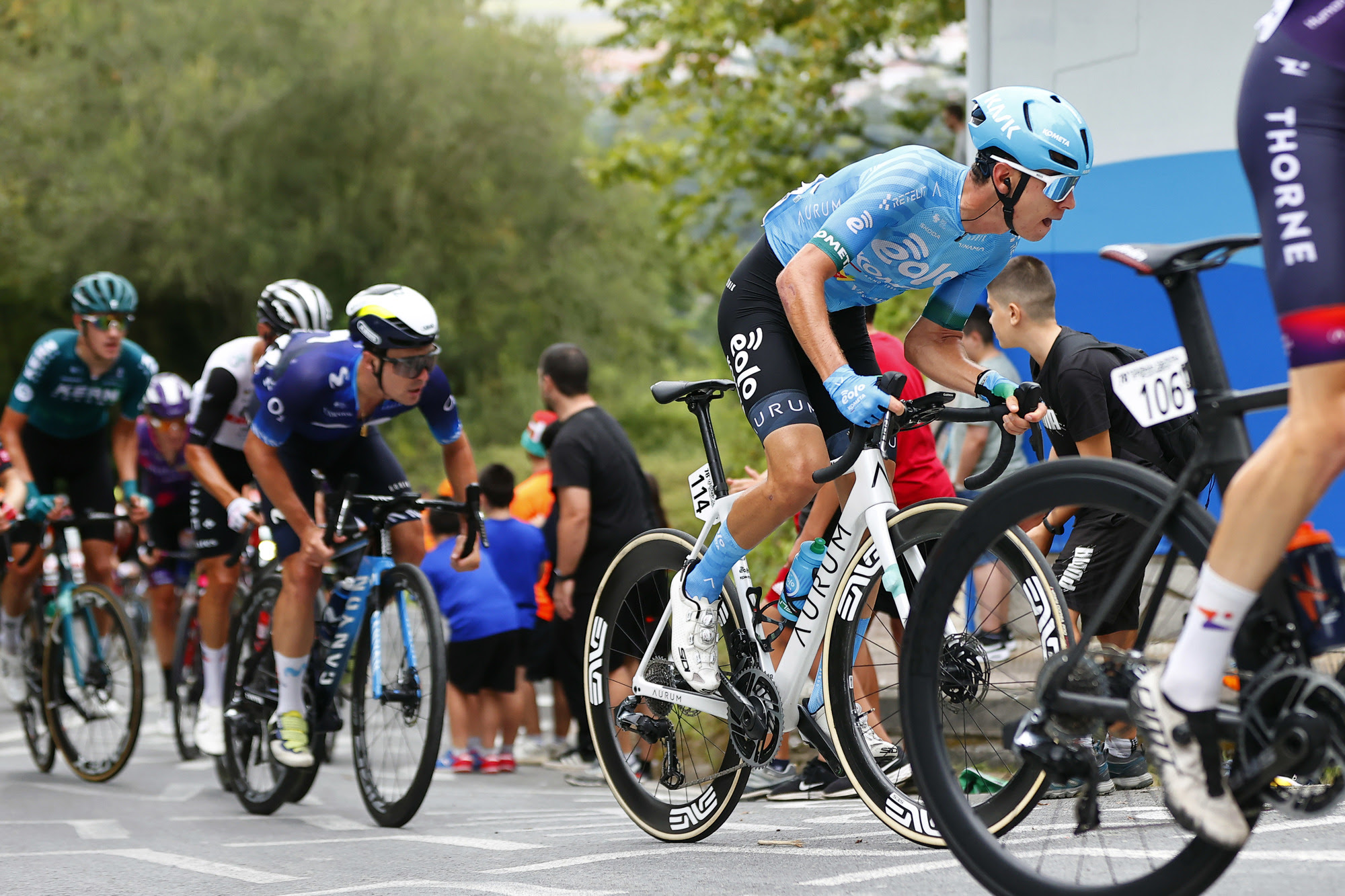 Álex Martín lidera al EOLO KOMETA en un espectacular Circuito de Getxo