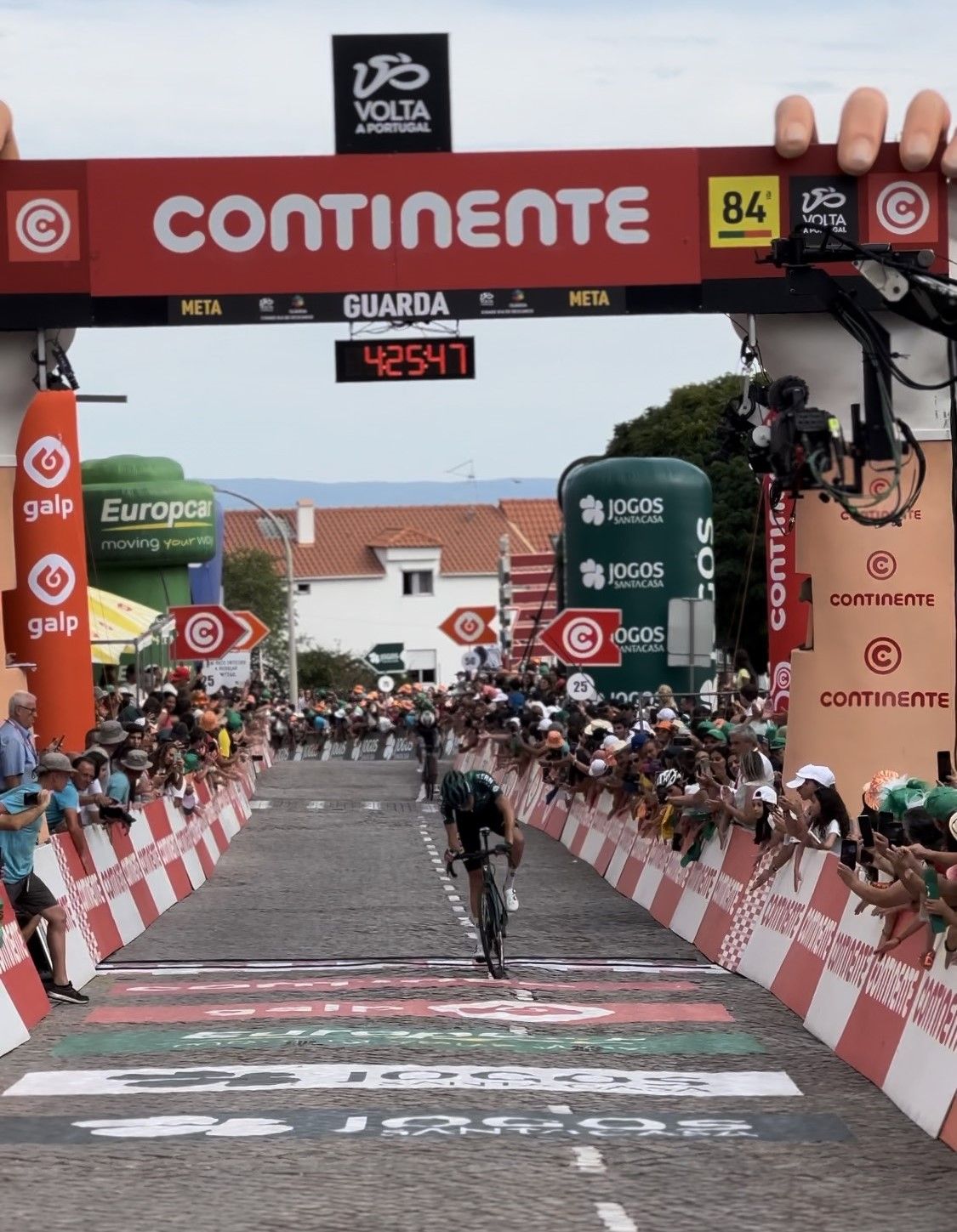 Iván Cobo Volta Portugal Equipo Kern Pharma