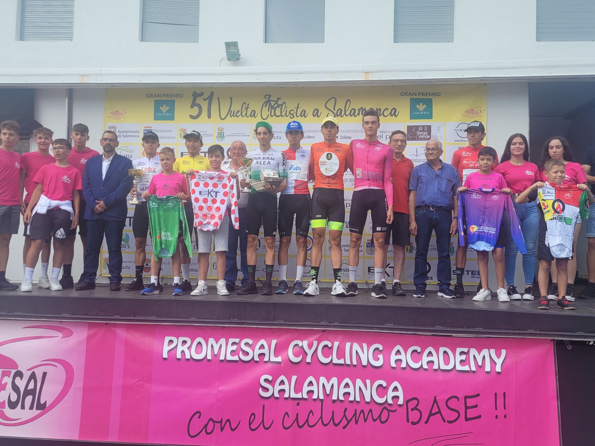 Rojas (Froiz) y Cadena Telco´m-ON Clima Osès en la Vuelta a Salamanca 2023