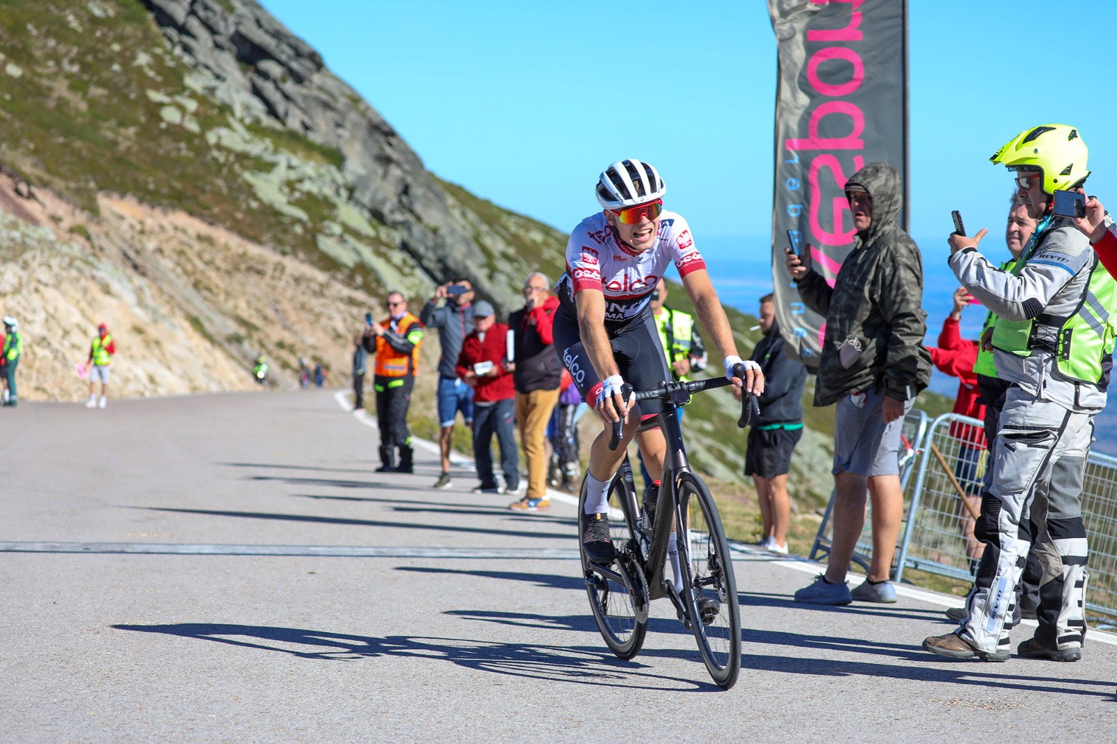 Kacper Krawiec, ganador en Fuente del Chivo en la Vuelta a Hispania (Foto: Ciclismo González)