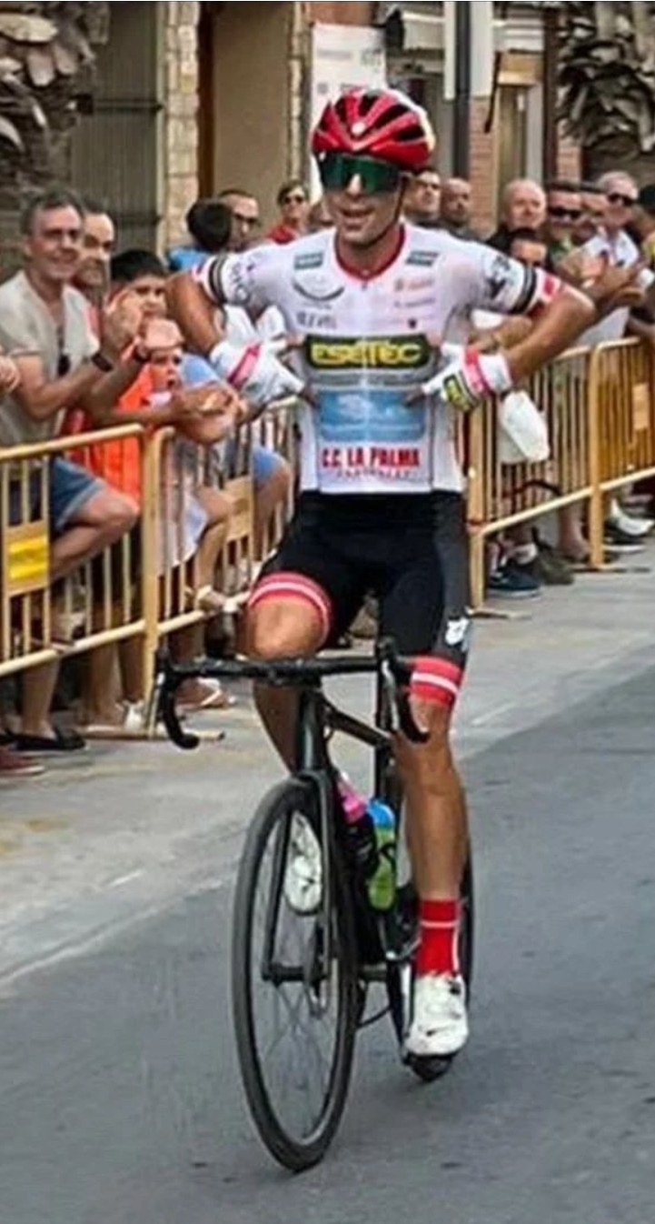 Víctor Castellano, del Esetec-Ricardo Fuentes, vence en La Sènia (Imagen de archivo: @cclapalmact)