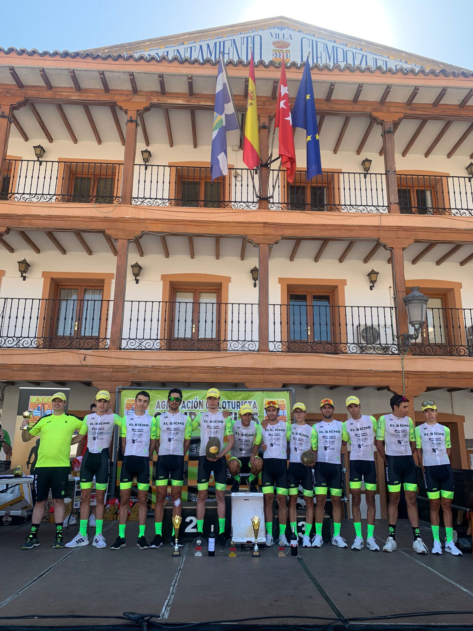 Mejor equipo del Trofeo FMC. Imagen: El Bicho-Pizzería Española-PHI