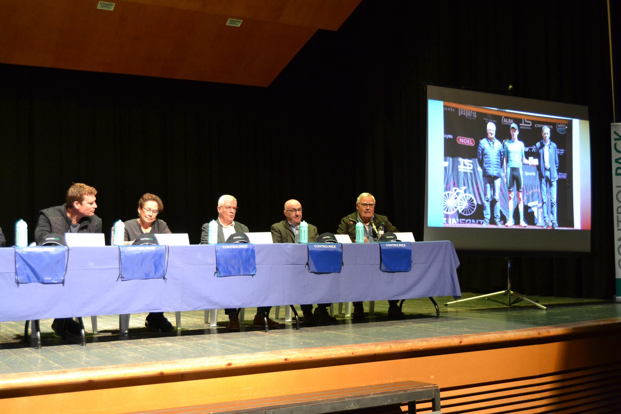 El Pelotón El Controlpack presenta su proyecto para 2024 en La Sénia El Controlpack presenta su proyecto para 2024 en La Sénia