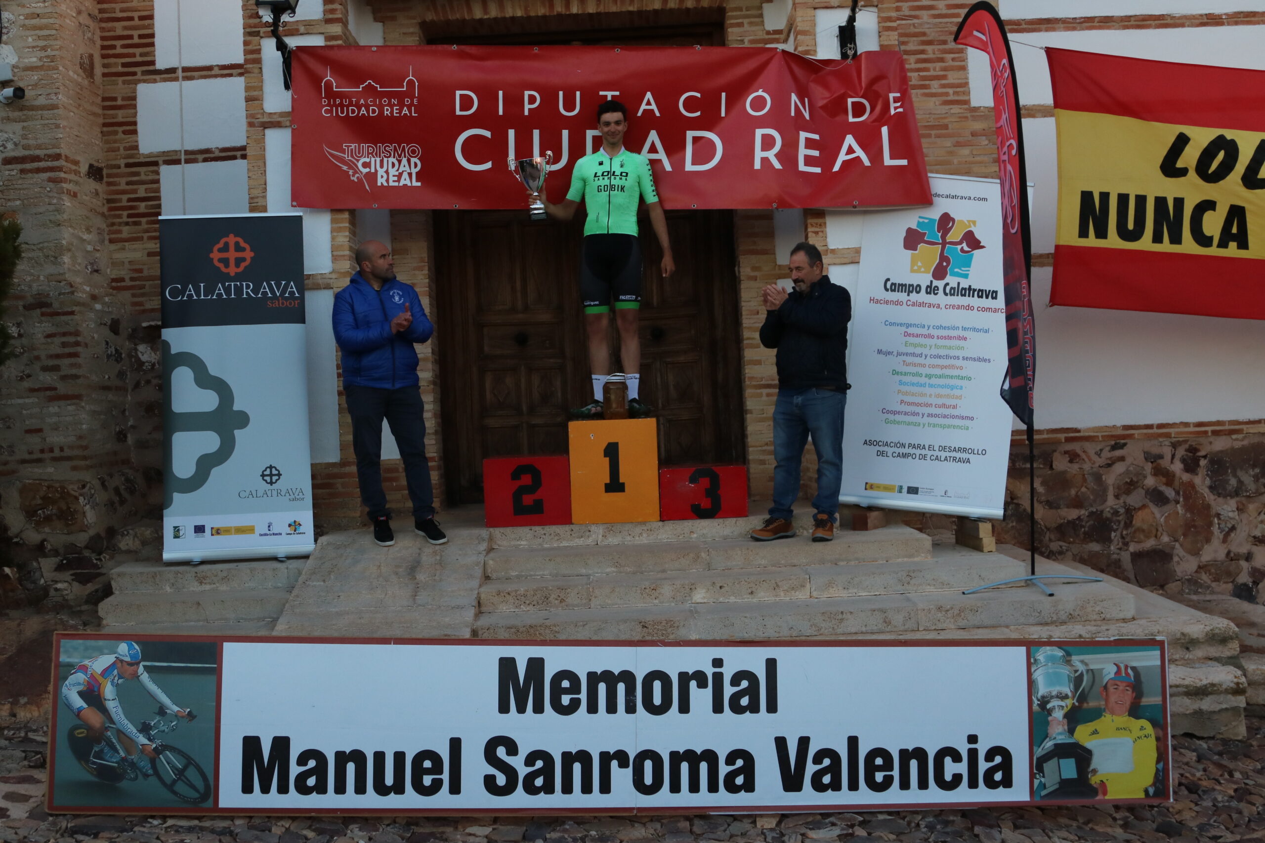 Javier Ceballos Extremadura Pebetero Memorial Sanroma