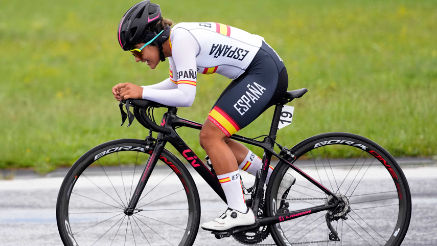 La Selección Española júnior femenina de carretera celebra en Madrid su primera concentración del año