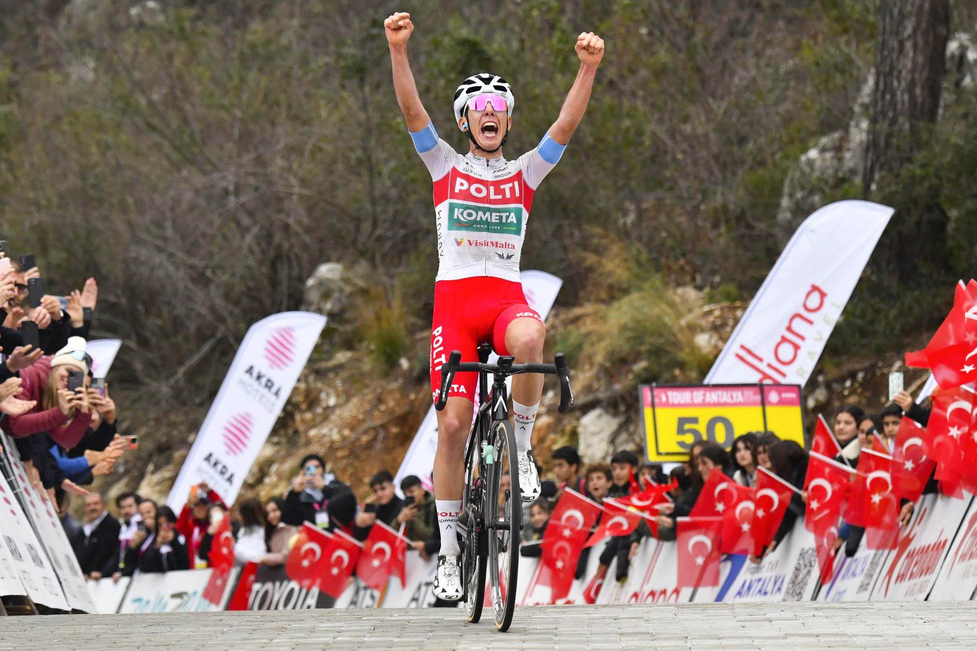 Davide Piganzoli (Polti Kometa) consigue el triunfo de la etapa reina y el liderato en el Tour de Antalya