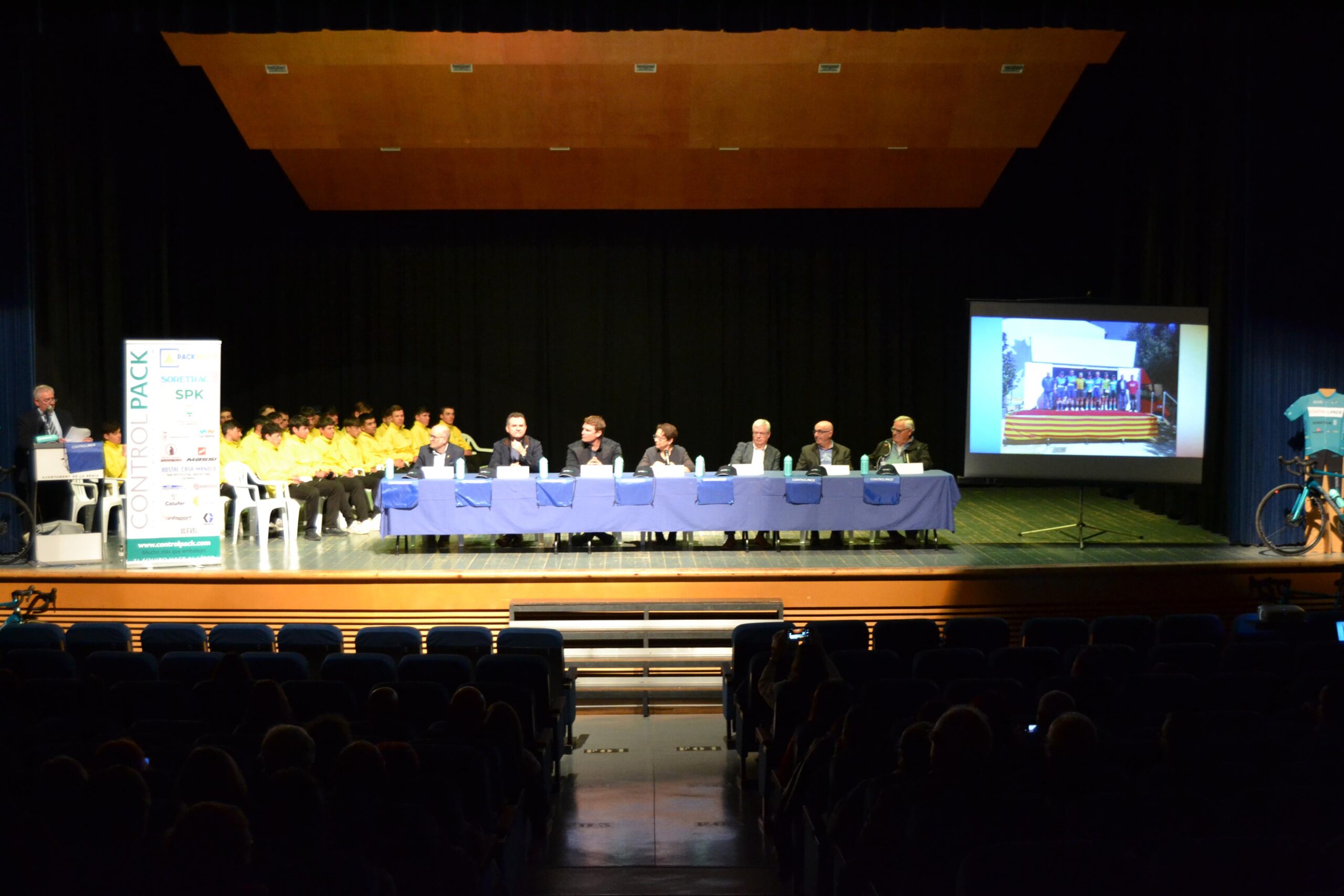 El Pelotón El Controlpack presenta su proyecto para 2024 en La Sénia El Controlpack presenta su proyecto para 2024 en La Sénia