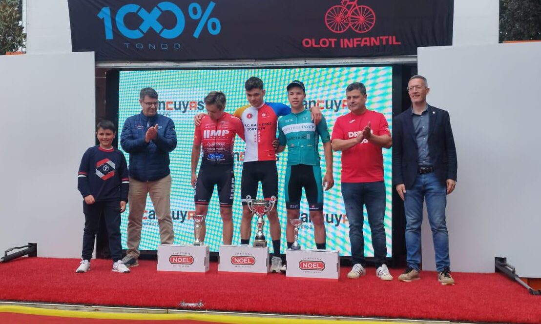 Lev Gonov vence en Olot y extiende el dominio del PC Baix Ebre en les Grans Clàssiques