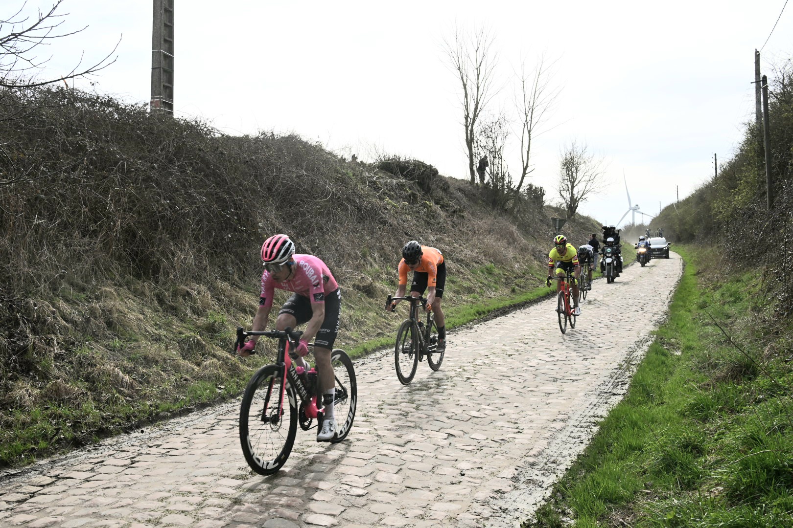 El Euskaltel-Euskadi termina con un sabor amargo el Grand Prix de Denain 2024