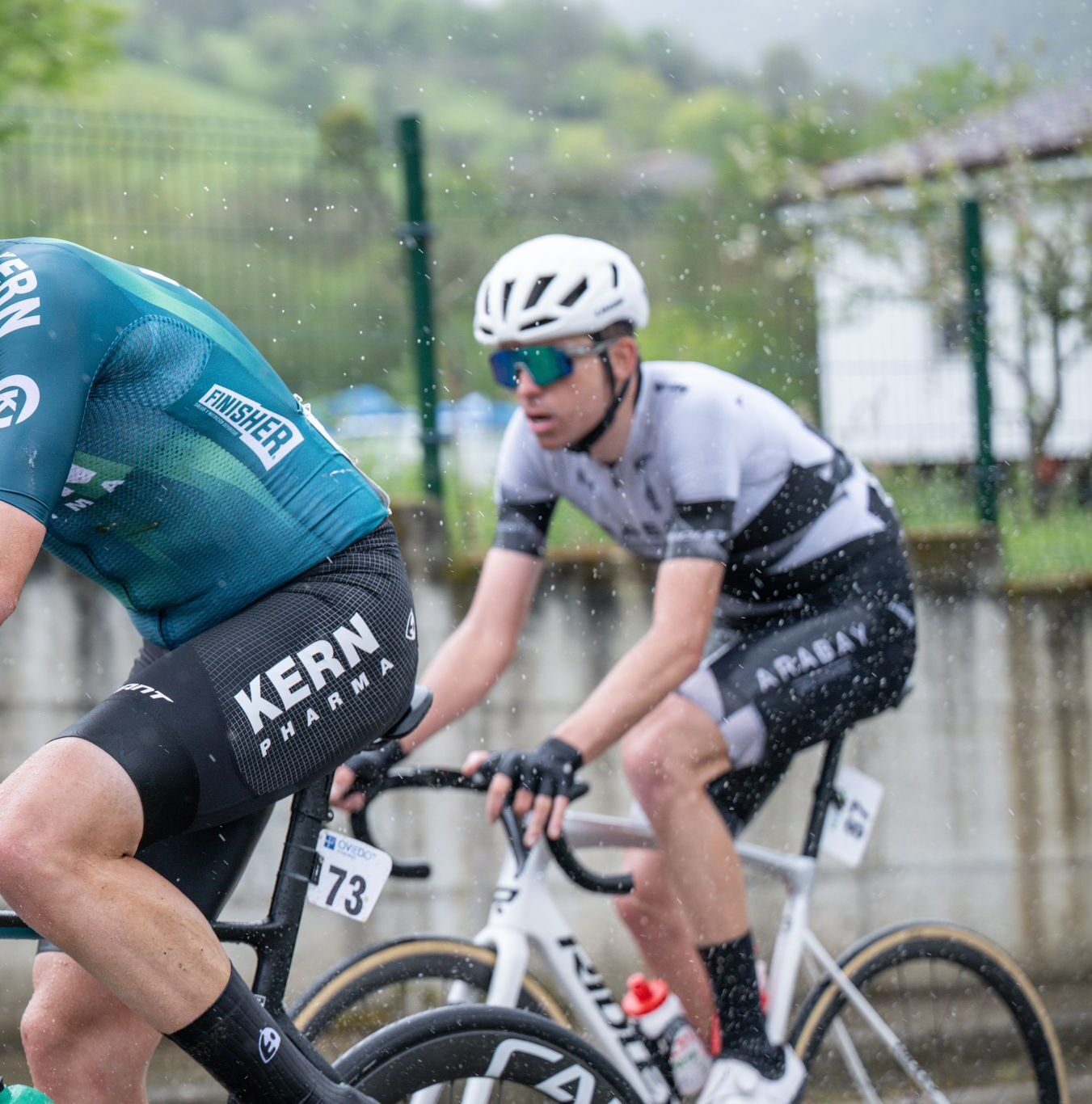 Protagonismo desde la fuga y octava plaza en meta para el Illes Balears - Arabay en la jornada inaugural de la Vuelta a Asturias