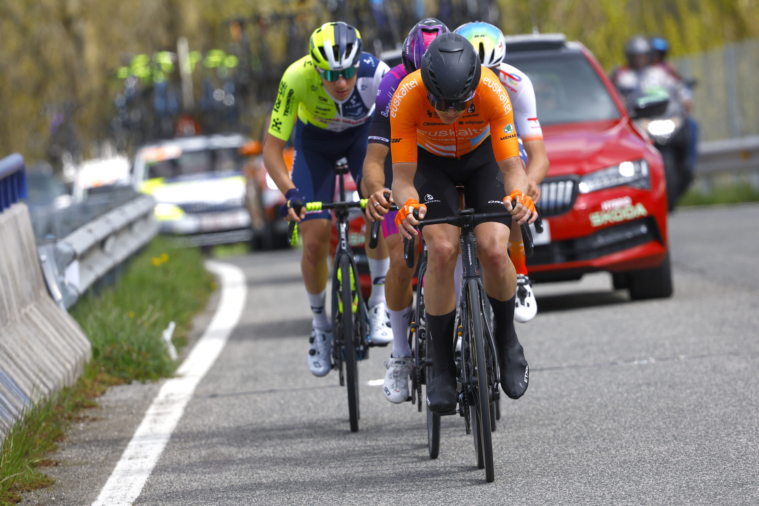 James Fouché (Euskaltel-Euskadi) muestra su coraje y el carácter del equipo en la tercera etapa de la Itzulia 2024