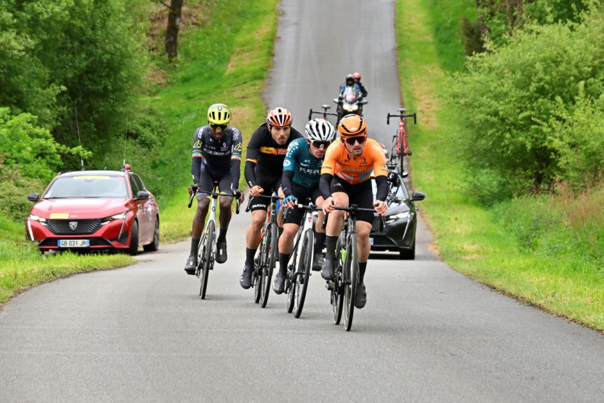 Xabier Berasategi (Euskaltel - Euskadi) firma un un notable top - 10 en el GP Morbihan