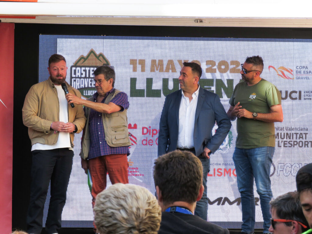 El Pelotón Alejandro Valverde se impone en la exitosa primera edición de la Castellón Gravel Race Alejandro Valverde se impone en la exitosa primera edición de la Castellón Gravel Race