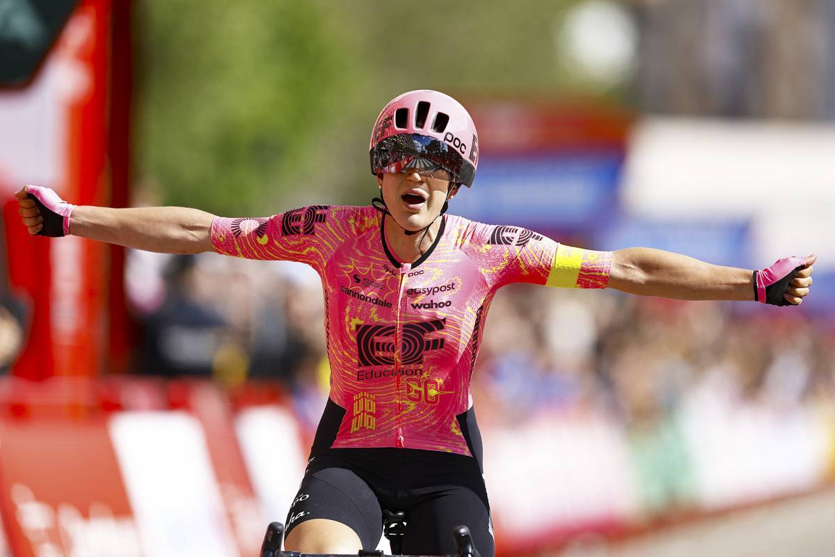 Kristen Faulkner (EF Education-Cannondale) vence en solitario en Zaragoza y Marianne Vos nueva líder de La Vuelta Femenina