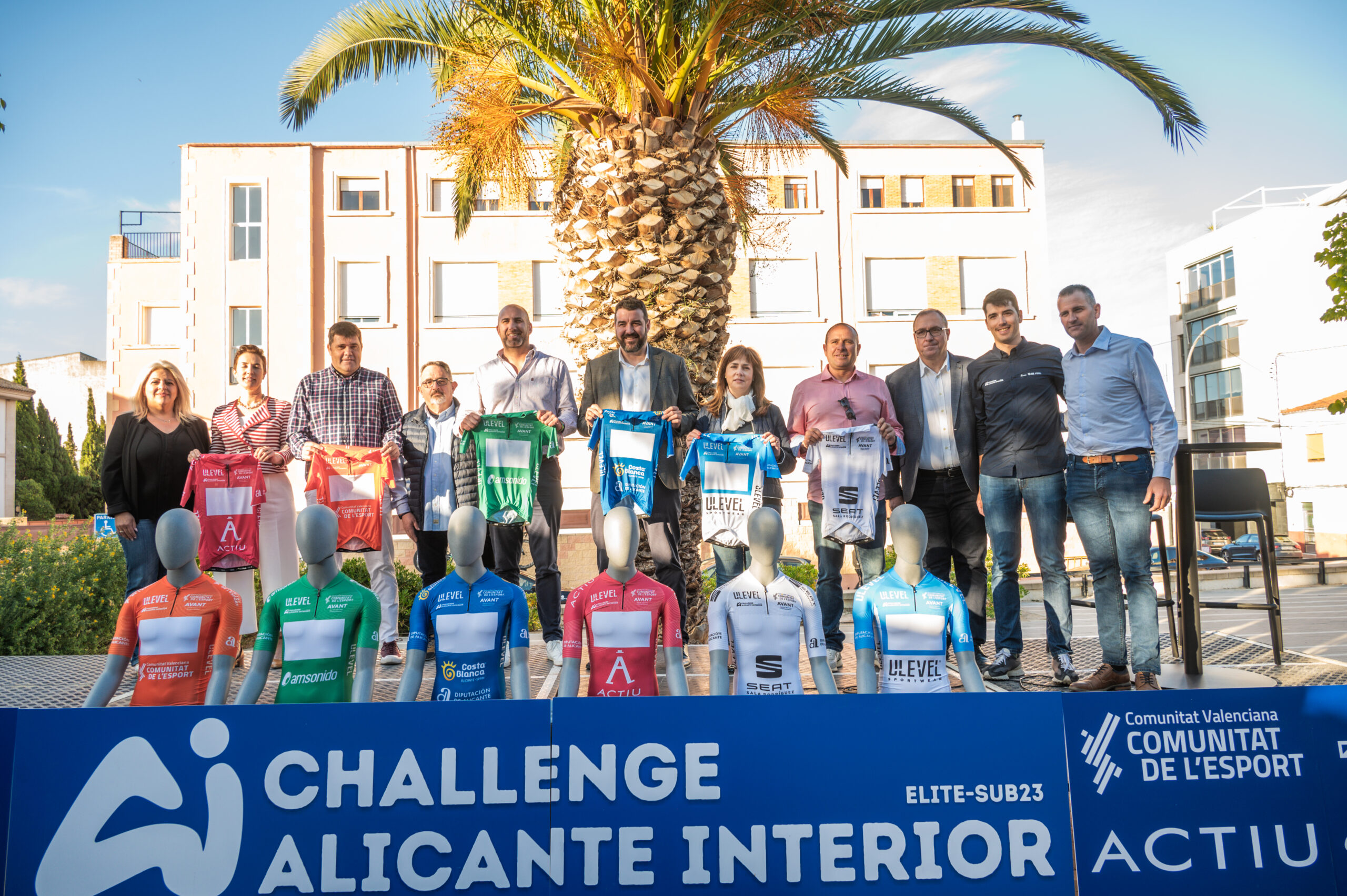 Castalla acoge la presentación de equipos de la Challenge Alicante Interior