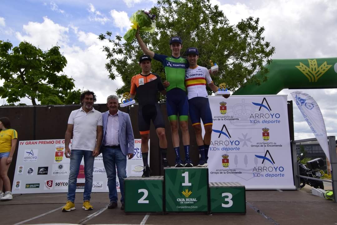 Podio de Arroyo de la Encomienda 2024 con Bennassar, Ruiz de Arcaute y Gutiérrez (Foto: Veloclub Delicias Eduardo Manrique)