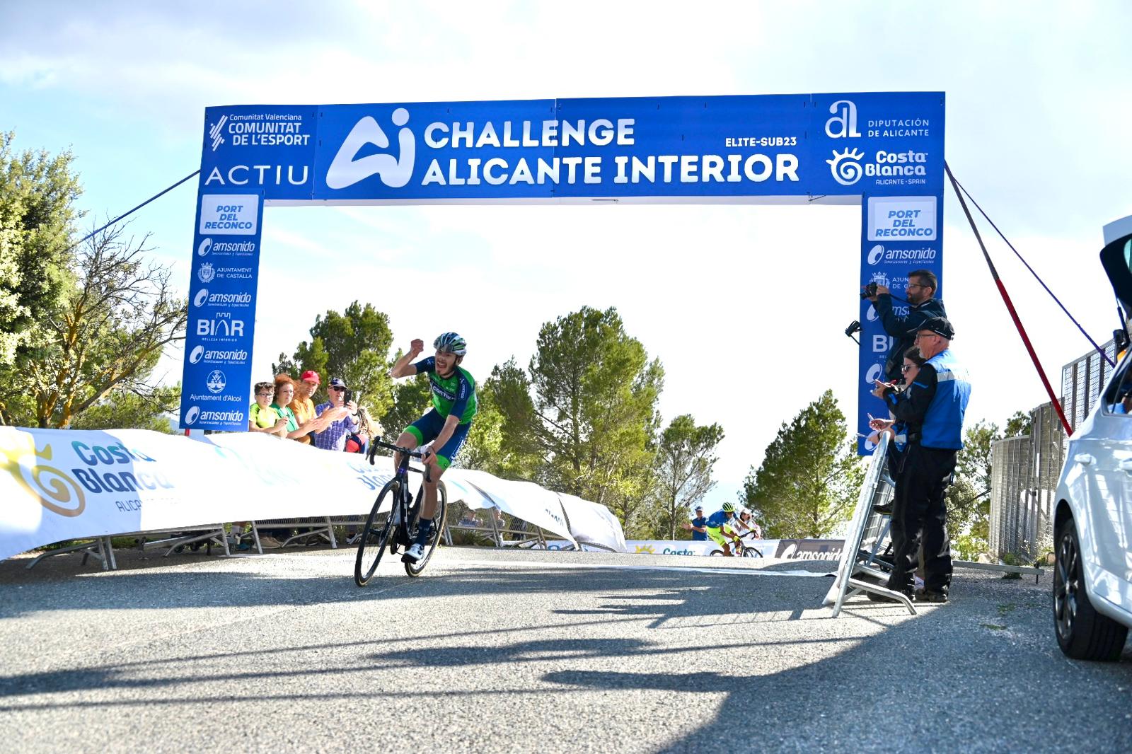 Cabedo (Cortizo) domina el Reconco y Miralles (Vigo-Rías Baixas) mantiene el liderato de la Challenge Alicante Interior