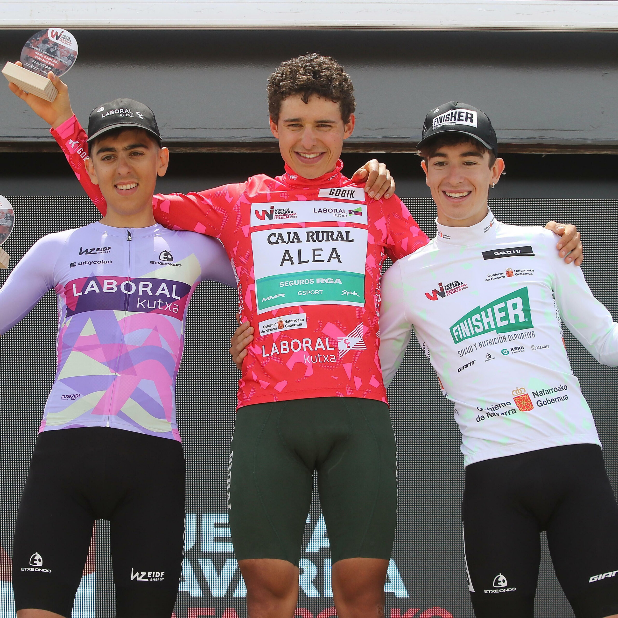 Podium Vuelta Navarra 2024 Alex Díaz Caja Rural ALEA