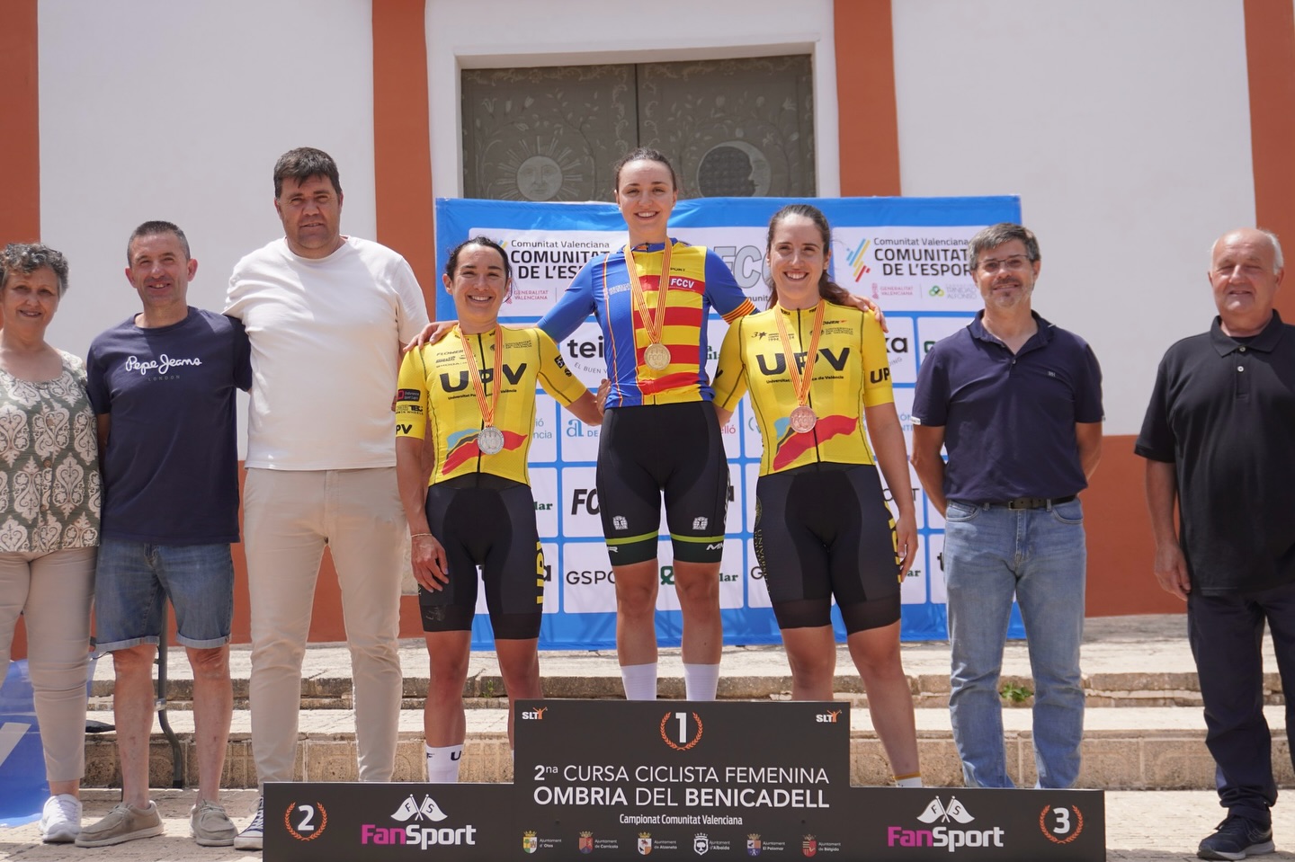 Sofía Rodríguez (Nesta MMR Cx Team), campeona de Valencia en las modalidades de ruta y gravel