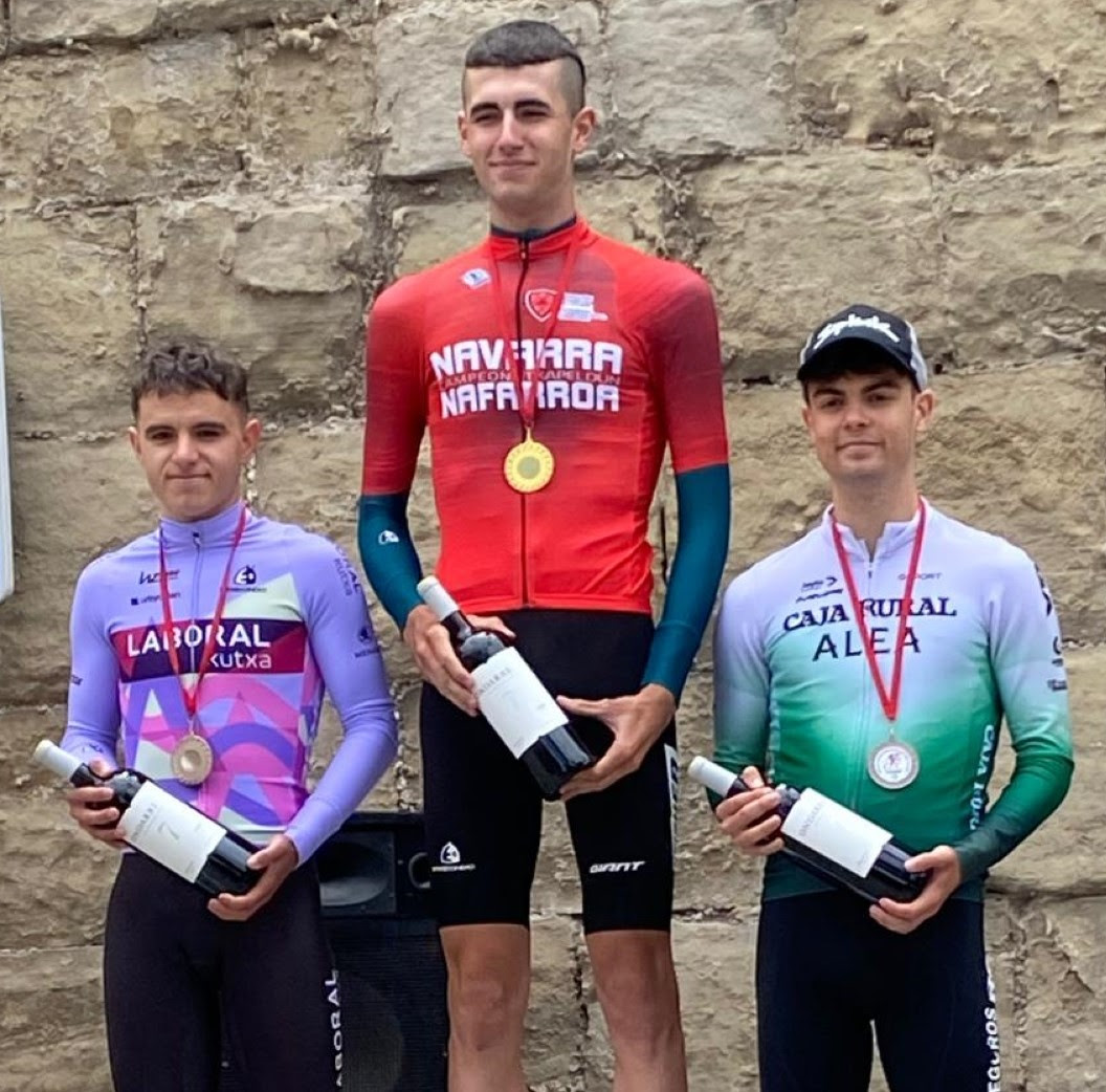 Ibai Azanza Equipo Finisher Campeonato Navarra Contrarreloj