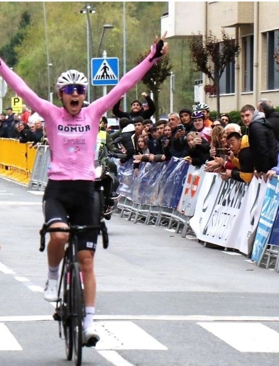 Sergio Trueba celebrando una victoria en Euskadi (Foto: sergio_trueba)
