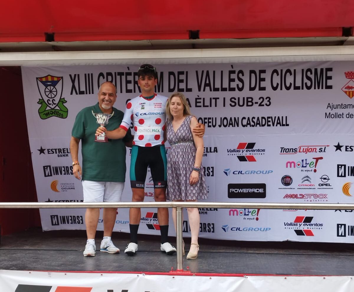 El Pelotón El Controlpack vence por equipos en Sant Pere de Ribes y logra las metas volantes y la montaña en Mollet del Vallès El Controlpack vence por equipos en Sant Pere de Ribes y logra las metas volantes y la montaña en Mollet del Vallès