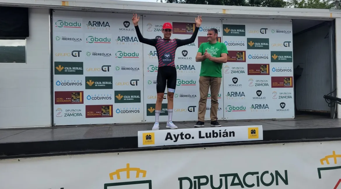 Jon Kade (Tenerife - BikePoint - La Sede), mejor corredor sub-23 de la Vuelta a Zamora