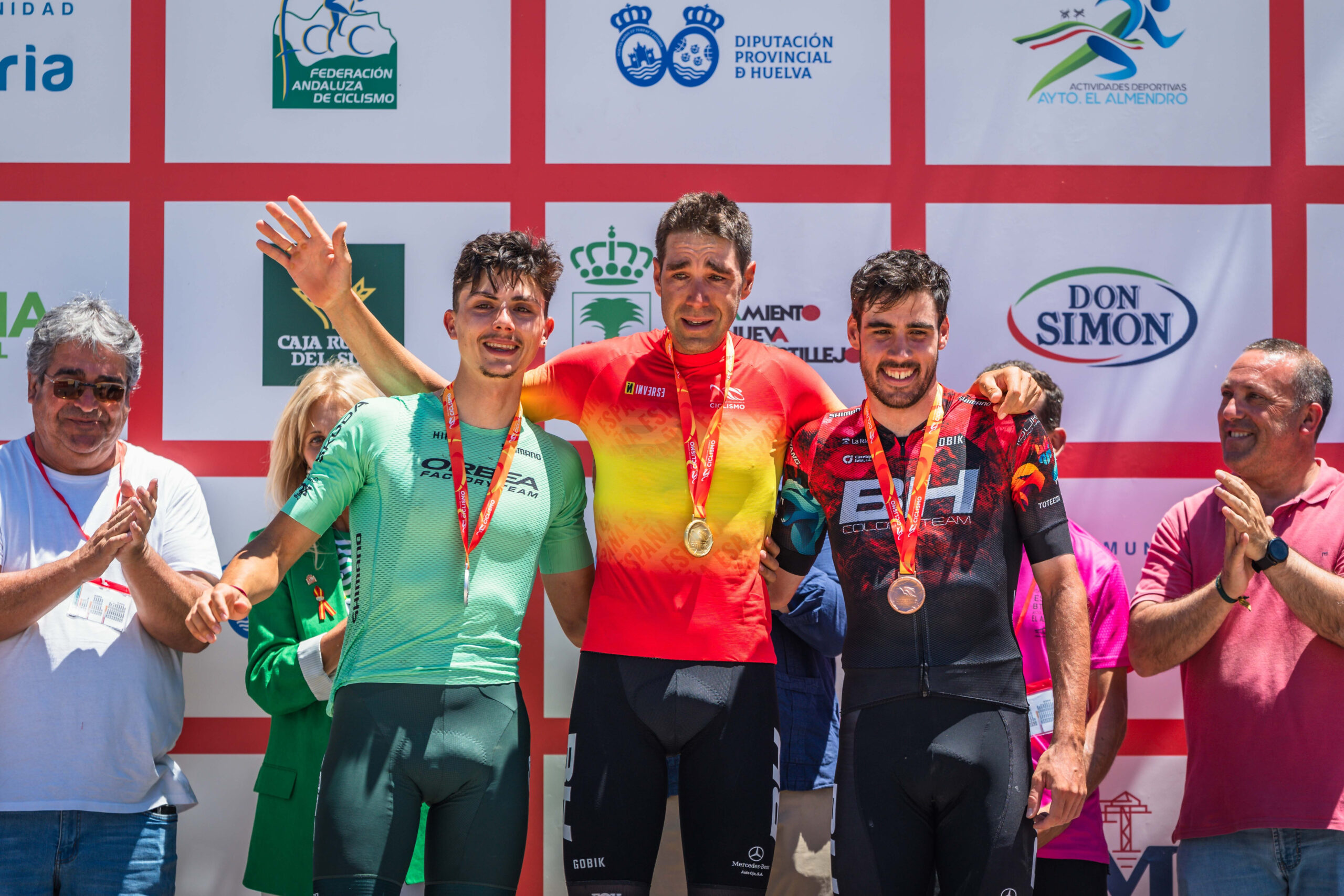 David Valero rompe el techo de la historia con el noveno Campeonato de España de XCO