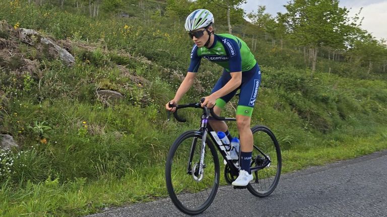 Samuel Flórez, ganador de la Vuelta a la Comarca Brigantina 2024 (Foto: Equipo Cortizo)