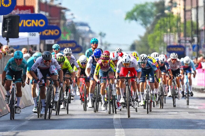 Aventura en Malasia para el Team Polti Kometa: llega el Tour de Langkawi