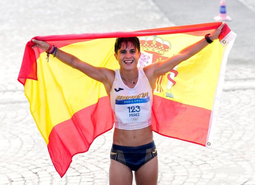 El Pelotón La marchadora María Pérez protagonizará el Gran Reto de Reinas de la Alhambra María Pérez