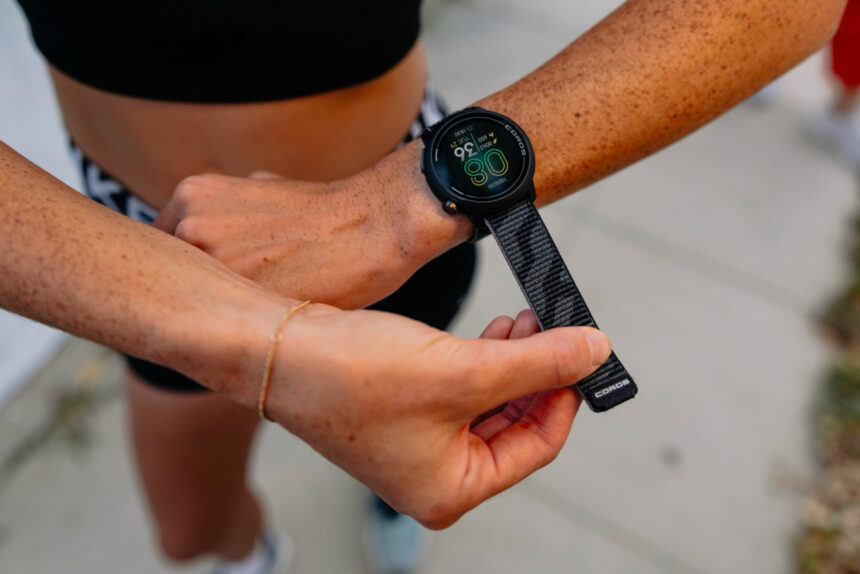 El Pelotón Coros presenta su nuevo COROS PACE Pro COROS PACE Pro