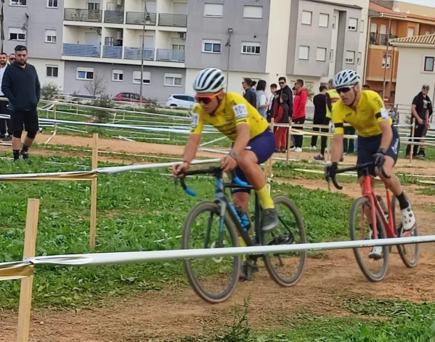 El Pelotón Jordi Fournies y Sara Bonillo conquistan el CX Villa d’Alginet fournies