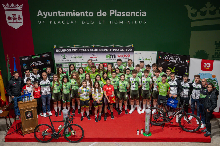 El Pelotón Presentados los equipos 2025 de Electromercantil GR100 Electromercantil GR100