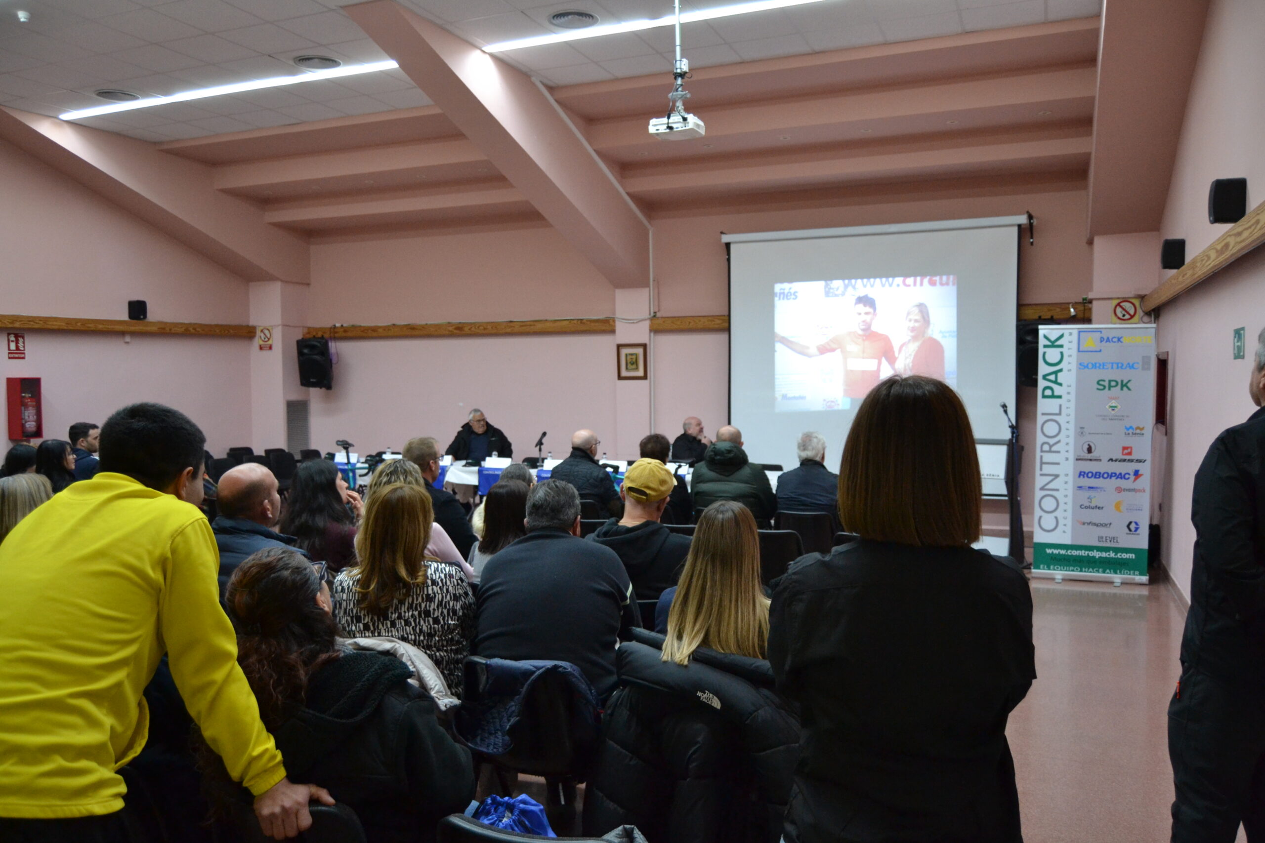 El Pelotón El Controlpack realiza su puesta de largo para una ilusionante temporada 2025 El Controlpack realiza su puesta de largo para una ilusionante temporada 2025