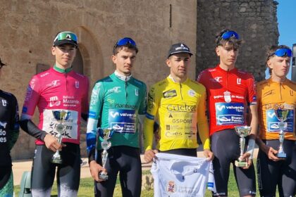 Podio final de la Vuelta al Guadalentín 2025