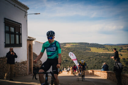 Íker Gómez (Finisher), primer líder del Memorial Manuel Sanroma