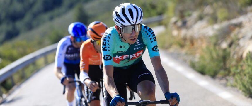 El Pelotón Un Equipo Kern Pharma combativo en la Comunitat Valenciana Un Equipo Kern Pharma combativo en la Comunitat Valenciana