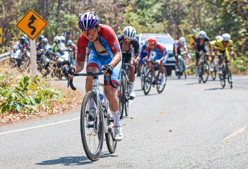 El Pelotón Sainbayar (Burgos Burpellet BH) se cuelga la medalla de bronce en el Campeonato de Asia Jambaljamts Sainbayar Burgos Burpellet BH